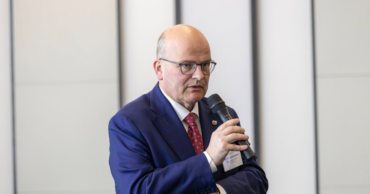Prezydent Grudziądza stracił prawo jazdy, nie przyjął mandatu. "Na granicy"