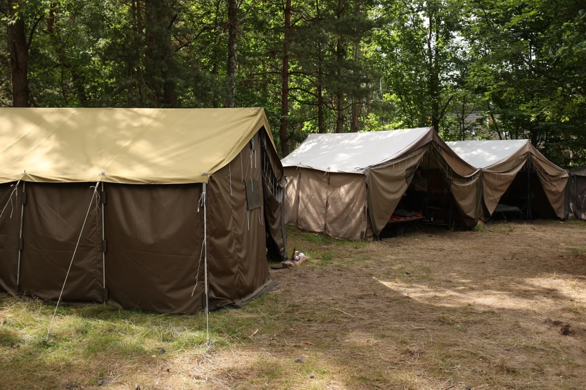 Dodatkowe kontrole czekają obozy harcerskie. Taką decyzję podjęła minister edukacji Barbara Nowacka. To reakcja na śmierć 15-letniego Dominika, który utonął w czasie obozu harcerskiego w miejscowości Wilcze w Wielkopolsce. 