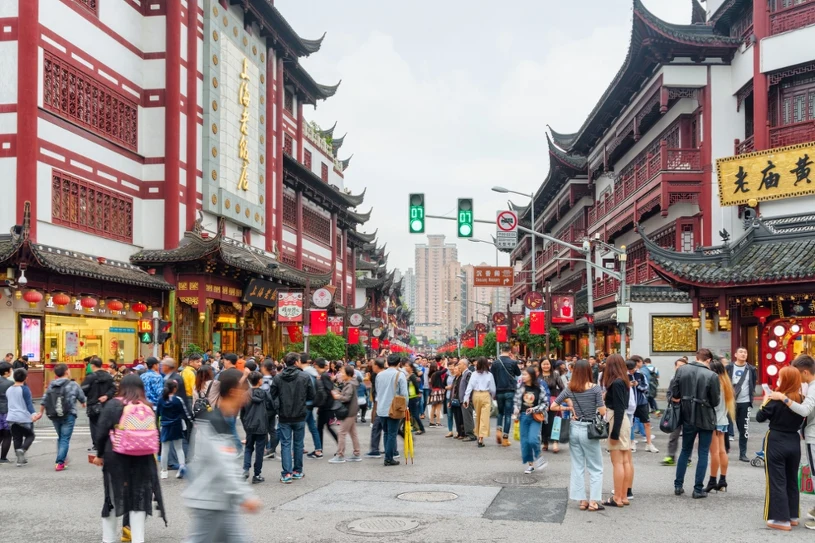 Liczą 310 milionów osób i są warci bilion juanów. Kim są chińscy silversi?