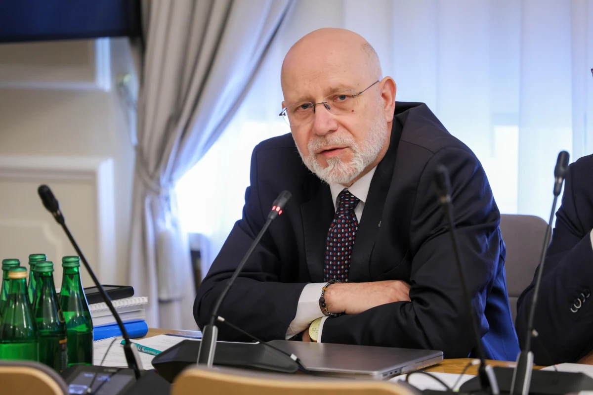 Członkowie Krajowej Rady Radiofonii i Telewizji odwołali Macieja Świrskiego z funkcji przewodniczącego. Taką informację podano na stronie Krajowej Rady. Nową przewodniczącą została Agnieszka Glapiak. 