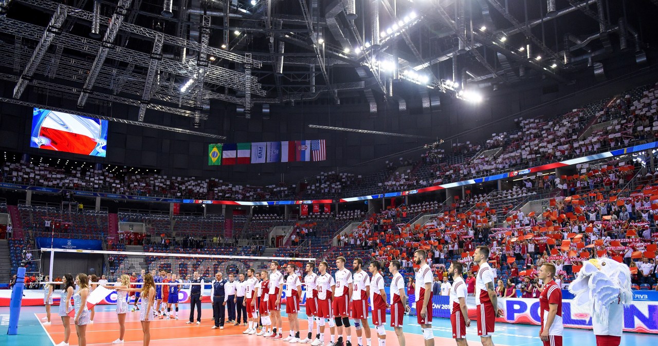 Siatkarze i kibice łamią konstytucję? Burza wokół polskiego hymnu