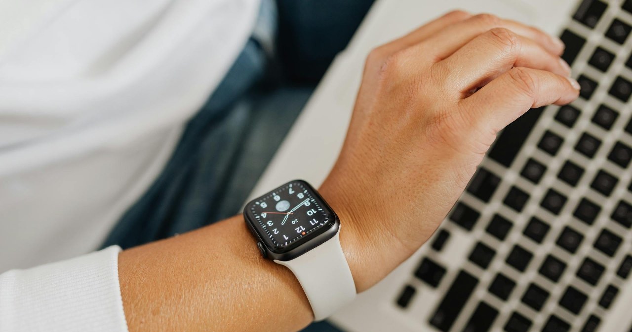 Facebook szykuje własny smartwatch. Kto to kupi?