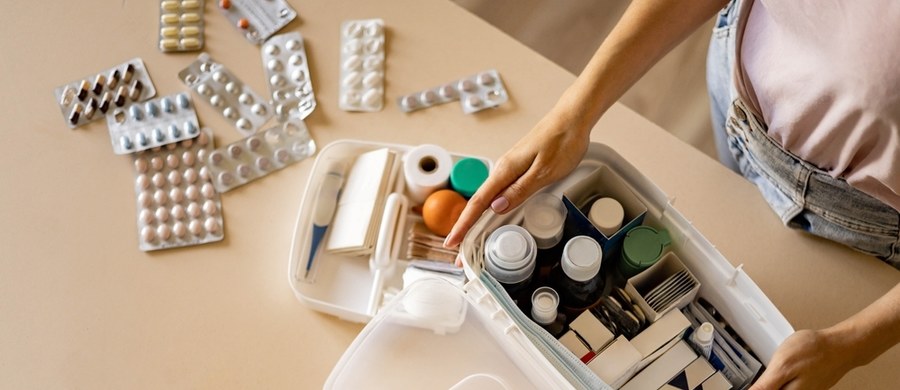 Lipiec obfitował w decyzje Głównego Inspektoratu Farmaceutycznego, dotyczące wycofania leków ze sprzedaży. Warto więc zrobić przegląd domowej apteczki - by sprawdzić, czy nie trafił do niej przypadkowo żaden z preparatów, budzących wątpliwości.