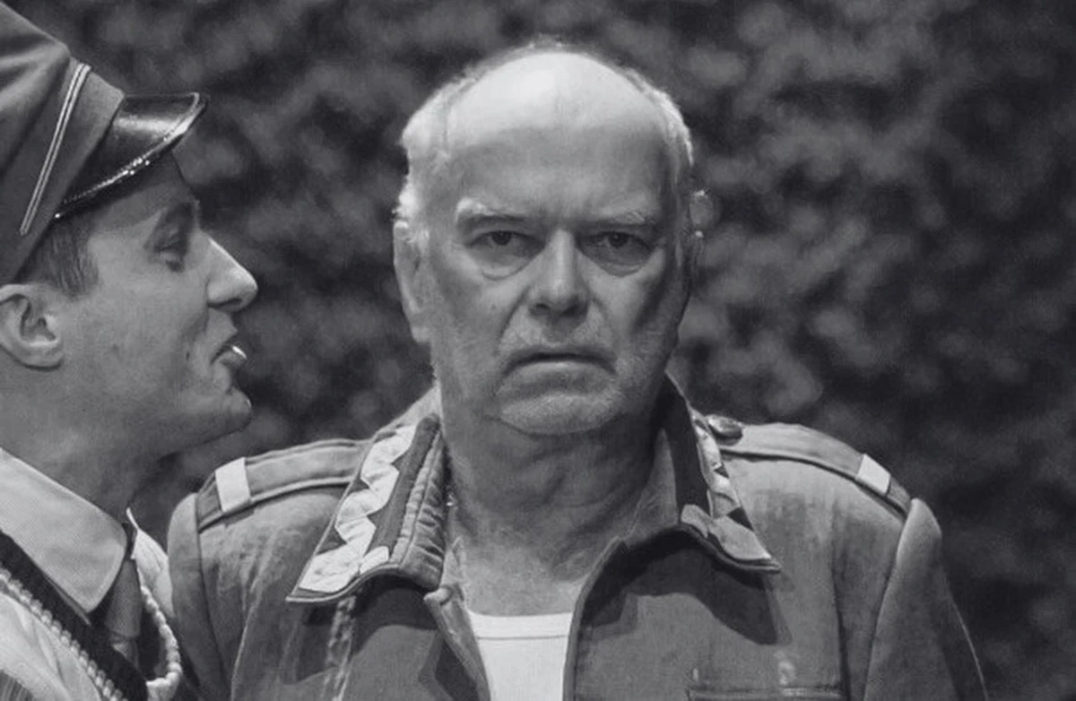 Zmarł Krzysztof Matuszewski - jeden z najwybitniejszych aktorów Teatru Wybrzeże, związany z tą sceną od ponad czterech dekad. Znany także z kreacji filmowych i serialowych. Miał 65 lat.