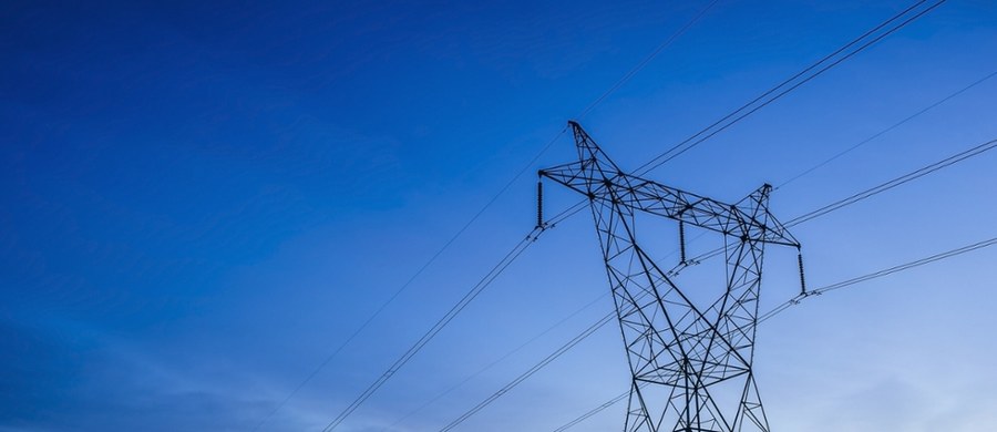 Ministerstwo Klimatu i Środowiska zaprezentowało w poniedziałek plany i założenia projektu Krajowego Planu na rzecz Energii i Klimatu. Na jego mocy, Polska będzie starała się m.in. szybciej odchodzić od węgla. Dla obywateli ma to oznaczać niższe rachunki za prąd. "Krajowy Plan na rzecz Energii i Klimatu dosyć dobrze odzwierciedla to, co może się wydarzyć w naszym systemie elektroenergetycznym w nieodległej przyszłości. Myślę, że jest poprawnie nakreślony" – powiedział gość internetowego Radia RMF24 Jakub Wiech, redaktor naczelny portalu Energetyka24.