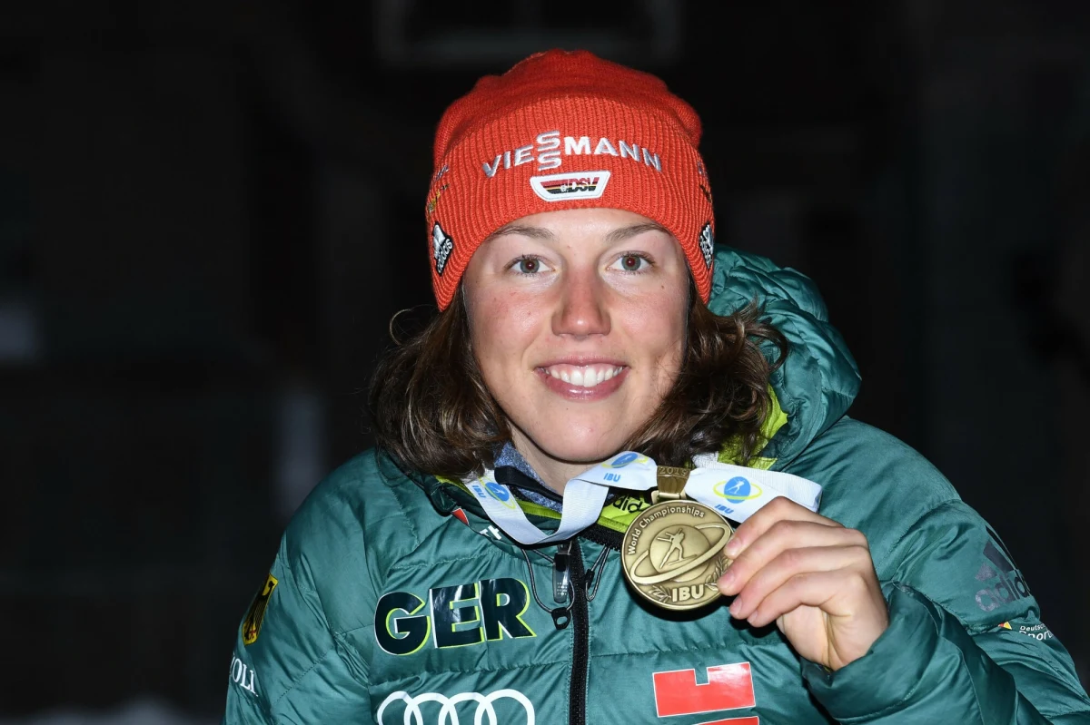 ​Jak informują zagraniczne media, podwójna mistrzyni olimpijska w biathlonie Laura Dahlmeier uległa poważnemu wypadkowi podczas górskiej wspinaczki w Pakistanie. 31-letnia Niemka, która kilka lat temu wycofywała się ze sportowego życia, po zejściu lawiny została "co najmniej poważnie ranna". 