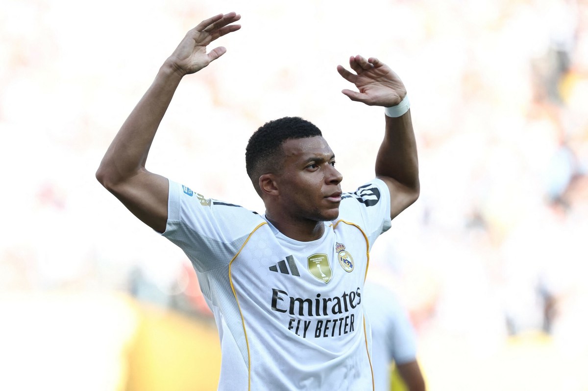 Mbappe przejmuje numer po legendzie Realu