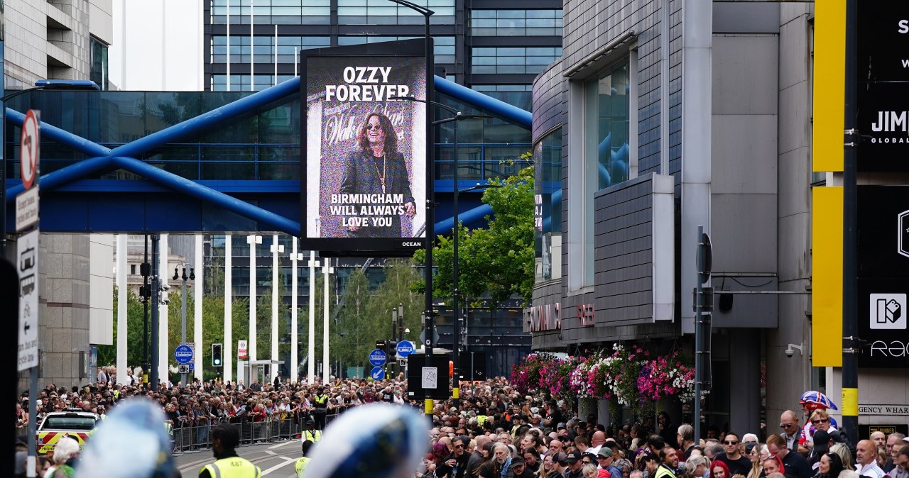Pogrzeb Ozzy'ego Osbourne'a. Tłumy fanów oddają hołd Księciu Ciemności
