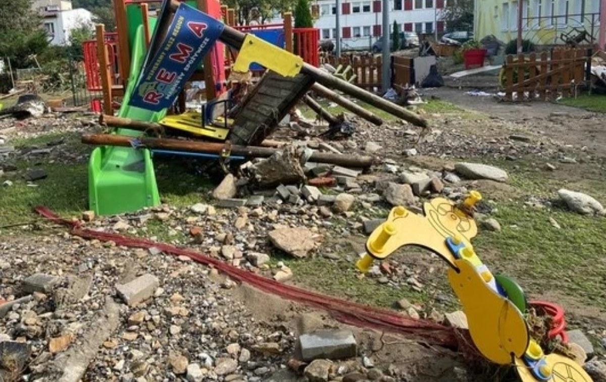 Zalane przez powódź szkoły szykują się na 1 września. Nie wszystkie zdążą