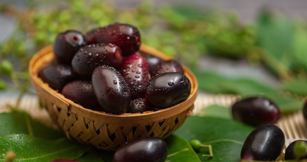 W Polsce niewielu słyszało o tym owocu. Poskramia skoki cukru i starzenie