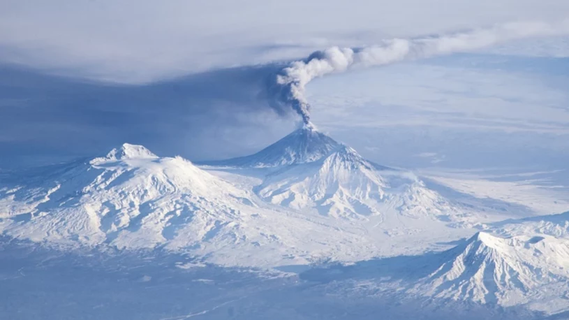 Erupcja wulkanu na wschodzie Rosji. To efekt trzęsienia ziemi