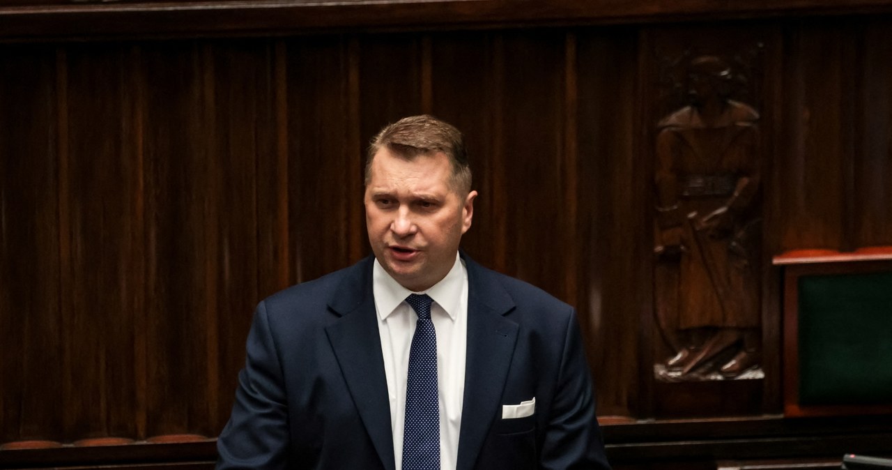 Czarnek wściekły na Mentzena, odmawia rozmowy przy piwie. "Oszalał pan?"