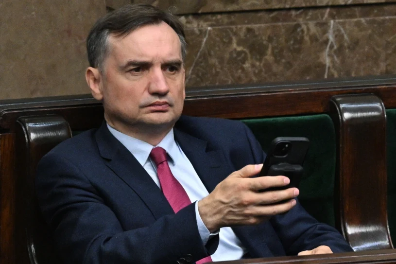 Sodišče prejelo predlog za pridržanje in privedbo Zbigniewa Ziobre pred preiskovalno komisijo