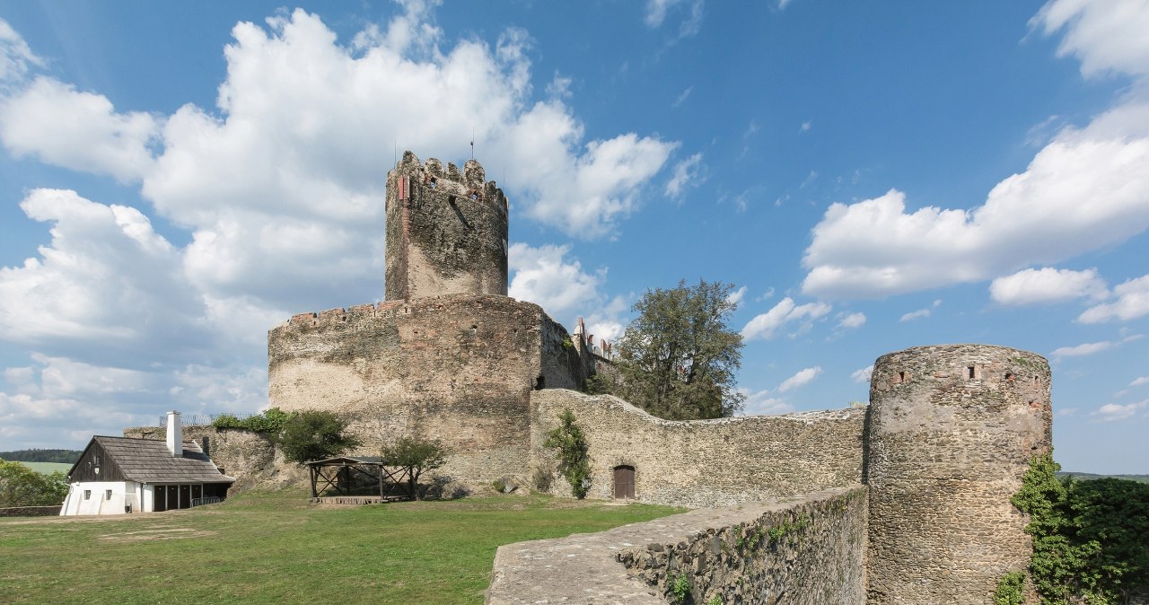 Myślisz, iż znasz najstarsze polskie zamki? 5/10 to dobry wynik