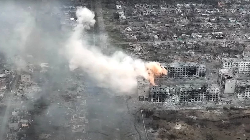 Rosjanie zrzucili bombę na własne pozycje. Tragedia pod Bachmutem