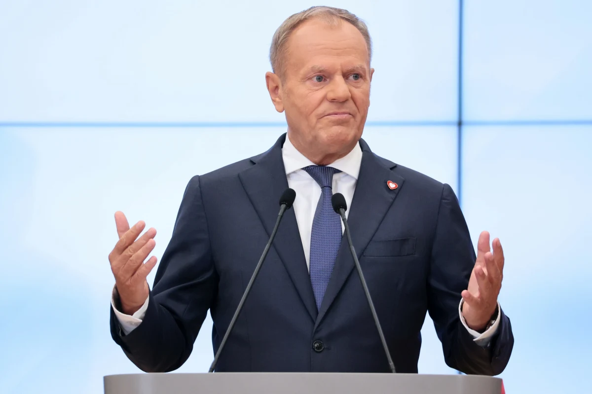 "Czasami ludzie, nawet najpoważniejsi, mówią rzeczy nie do końca przemyślane, ale marszałek Szymon Hołownia starał się wyjaśnić to nieporozumienie. Uważam temat za zamknięty" - tak wypowiedź marszałka Sejmu na temat "zamachu stanu" skomentował premier Donald Tusk.