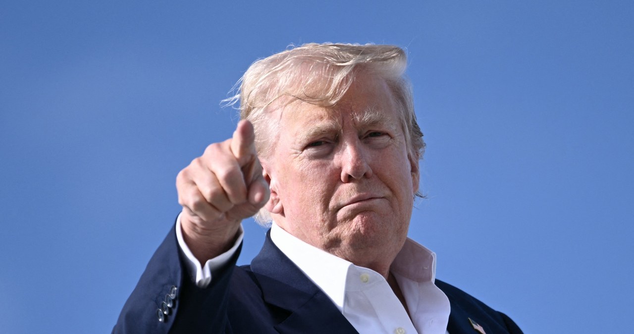 "Pełna i kompletna". Donald Trump świętuje kolejną umowę handlową