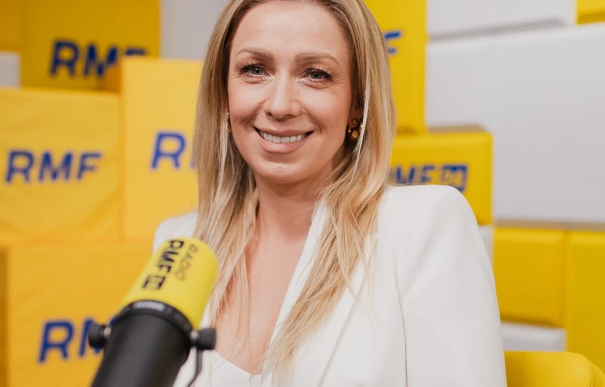 Wokalistka, psycholożka, cukierniczka, a nawet aktorka – Kasia Cerekwicka od lat zaskakuje swoimi talentami. Jak się ona miewa? Sprawdził to Kuba Śliwiński w podcaście "Co u nich słychać?". Artystka w szczerej rozmowie zdradziła, jak wyglądały kulisy powrotu na festiwal w Opolu, dlaczego nie chciałaby jechać na Eurowizję, a także jaką płytę planuje niedługo wydać. "Nie silę się już na hit radiowy. Dotarło do mnie, że jestem typowym altem lirycznym i lubię śpiewać swoje ballady. Tym razem mam coś innego do przekazania" - mówiła wokalistka.