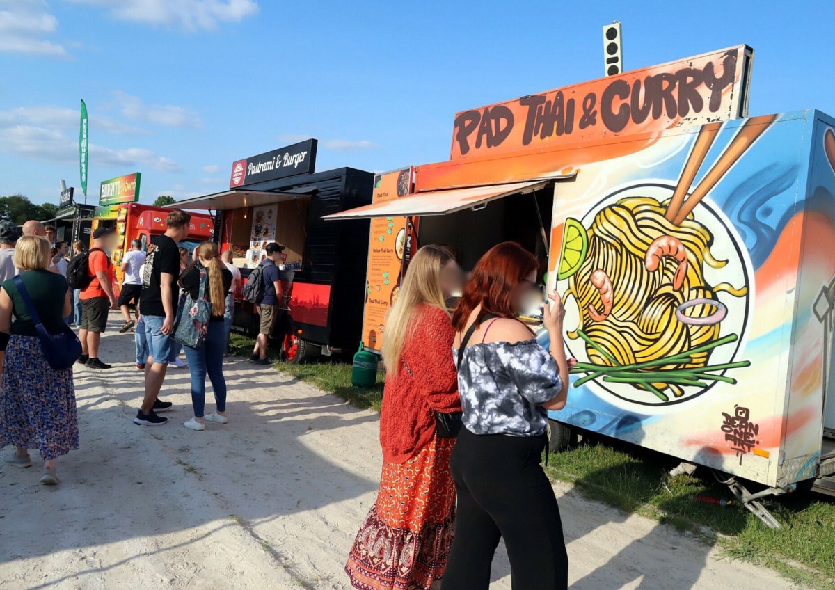 Przeterminowane mięso, wyroby seropodobne. Food trucki pod lupą