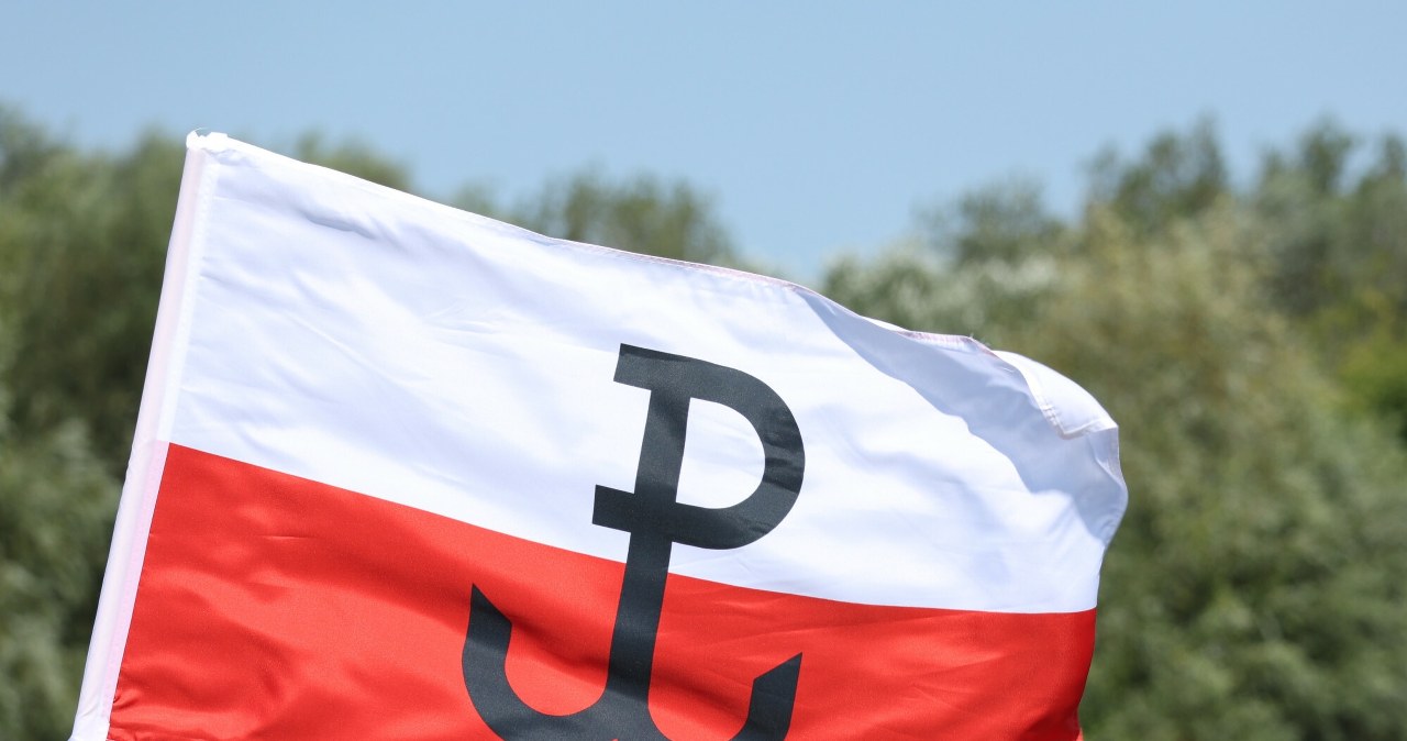 1 sierpnia trzeba wywiesić polską flagę. Dziś ważne święto