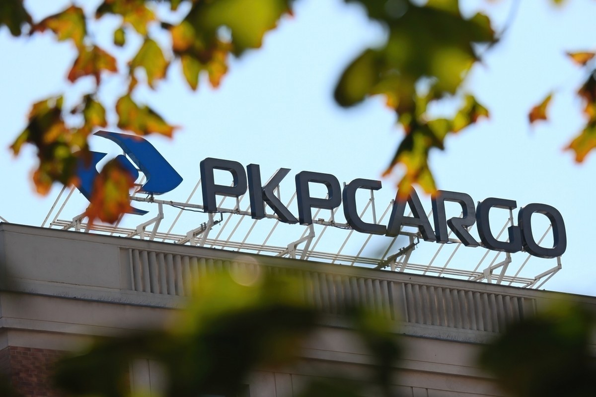 PKP Cargo konsoliduje struktury. Spółka zapowiada dalsze zmiany