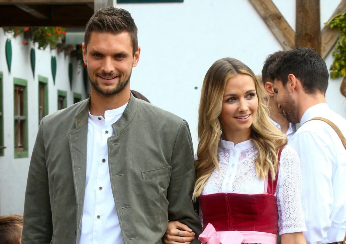 Sven Ulreich poinformował o śmierci swojego 6-letniego syna Lena. Chłopiec zmarł kilka tygodni temu po długiej i ciężkiej chorobie. "Podjęcie decyzji o upublicznieniu tej informacji było niezwykle trudne" - podkreślił.