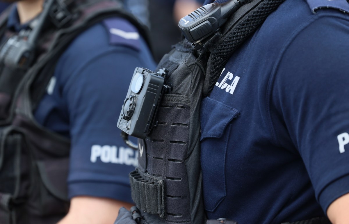 Policjanci postrzelili agresywnego mężczyznę. Prokuratura zabrała głos