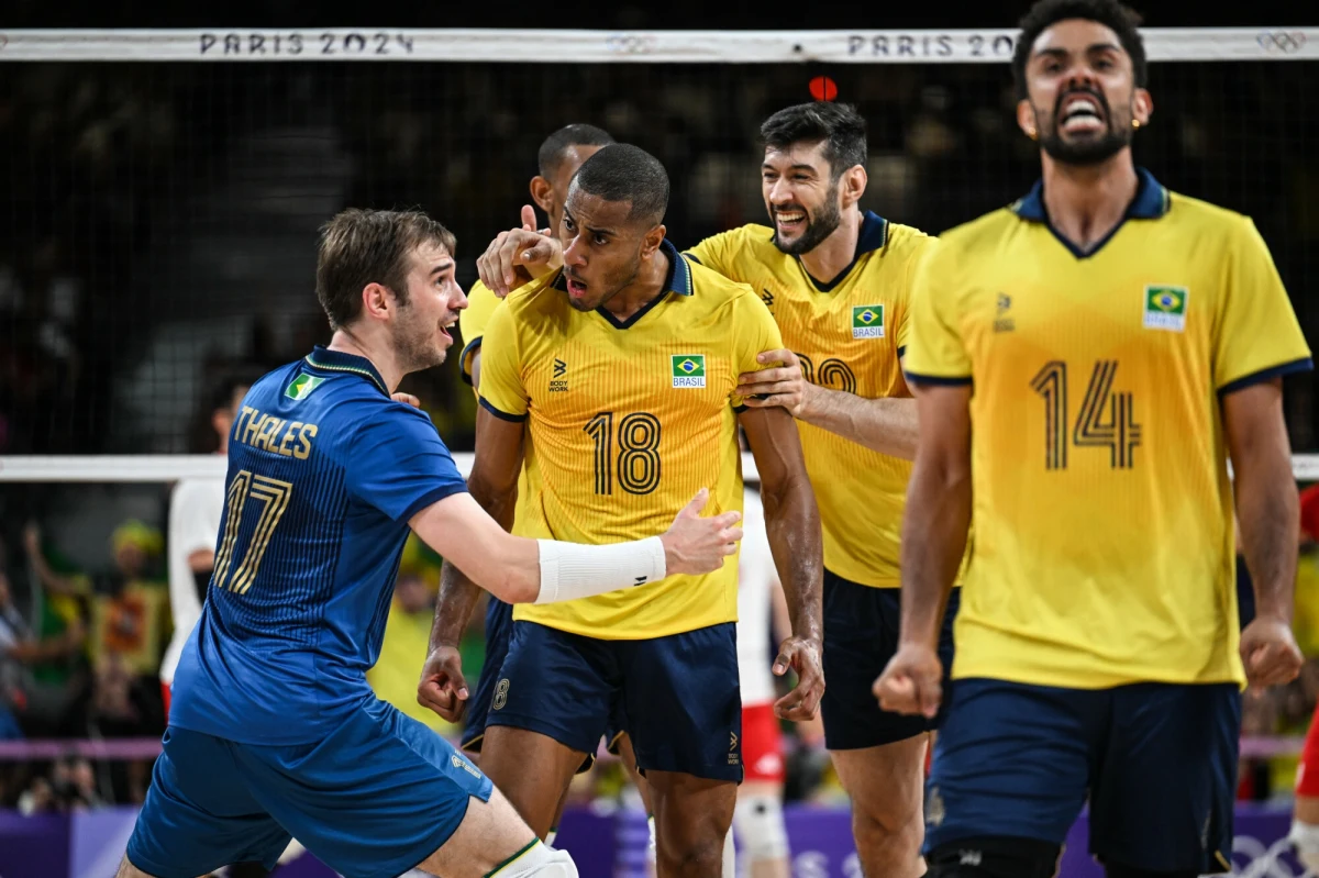 Siatkarze Brazylii pokonali w Ningbo Słowenię 3:1 (23:25, 25:20, 25:23, 25:19) i po raz pierwszy zajęli trzecie miejsce w Lidze Narodów. W finale Polacy zmierzą się z Włochami. 
