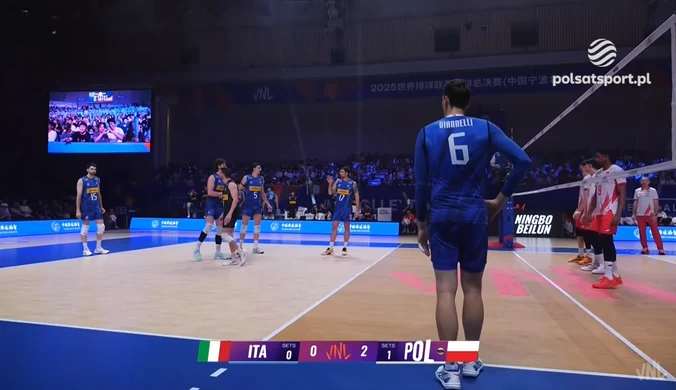 Totalny bałagan w finale Ligi Narodów! Włoscy siatkarze nie wiedzieli, gdzie stoją. WIDEO