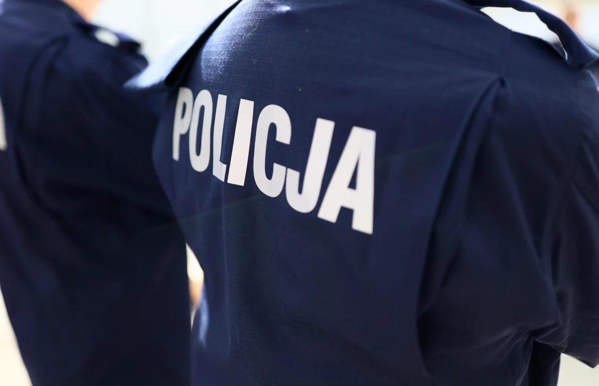 Policjant z Gdańska zatrzymany w Kołobrzegu (woj. zachodniopomorskie). Jak dowiedziała się reporterka RMF FM Aneta Łuczkowska, mężczyzna miał przy sobie narkotyki. Do Kołobrzegu przyjechał na festiwal muzyki elektronicznej. 