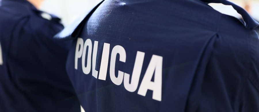 Policjant z Gdańska zatrzymany w Kołobrzegu (woj. zachodniopomorskie). Jak dowiedziała się reporterka RMF FM Aneta Łuczkowska, mężczyzna miał przy sobie narkotyki. Do Kołobrzegu przyjechał na festiwal muzyki elektronicznej. 