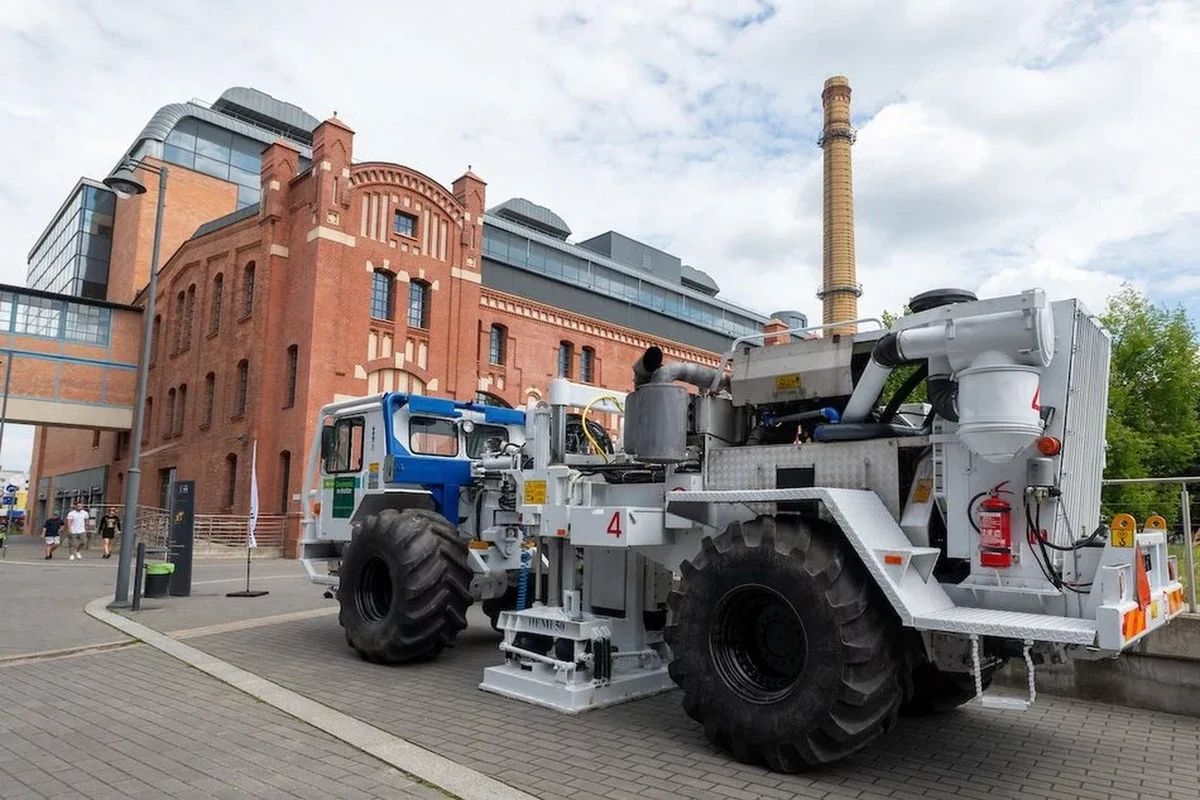 11 sierpnia w Łodzi ruszą badania sejsmiczne dotyczące geotermalnego potencjału miasta. Według szacunków taka forma pozyskania energii może zaspokoić nawet 15 proc. zapotrzebowania Łodzi.