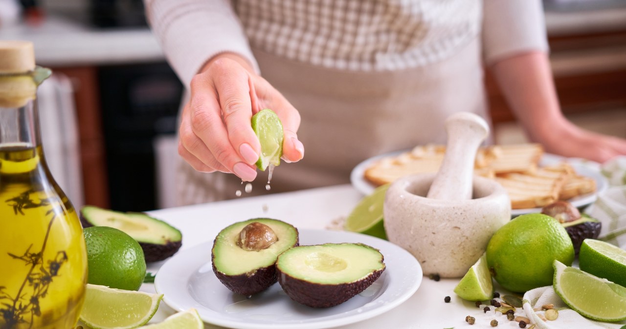 Niesamowite efekty jedzenia całego awokado. Serce i jelita ci podziękują