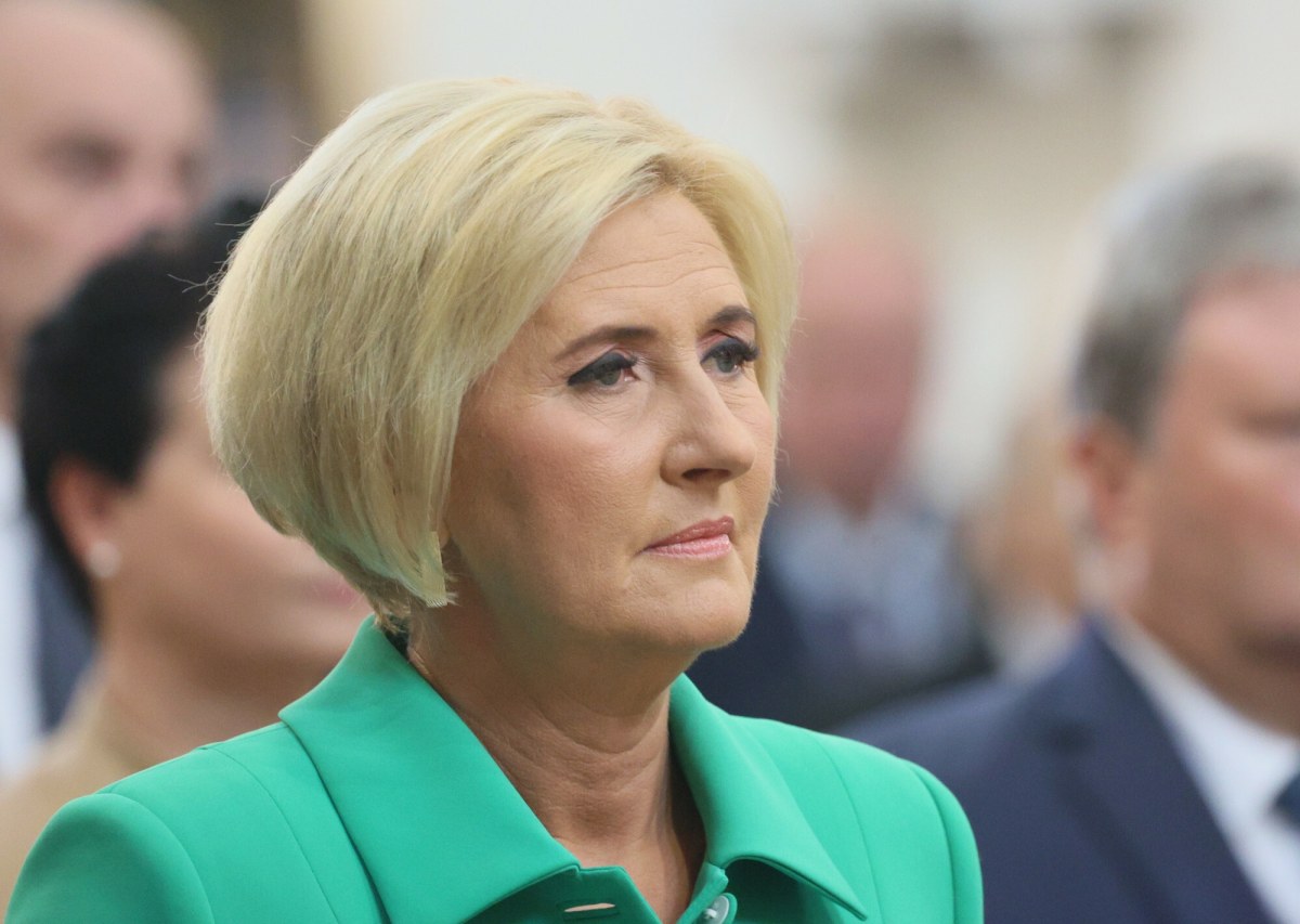 Emerytura czy powrót do tablicy? Co dalej z Agatą Kornhauser-Dudą?