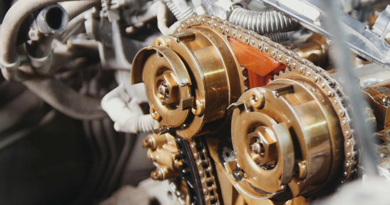 Silnik na łańcuchu czy pasku rozrządu? Mechanicy mają swoje zdanie wiadomości,aktualności,Interia Silnik na łańcuchu czy pasku rozrządu? Mechanicy mają swoje zdanie