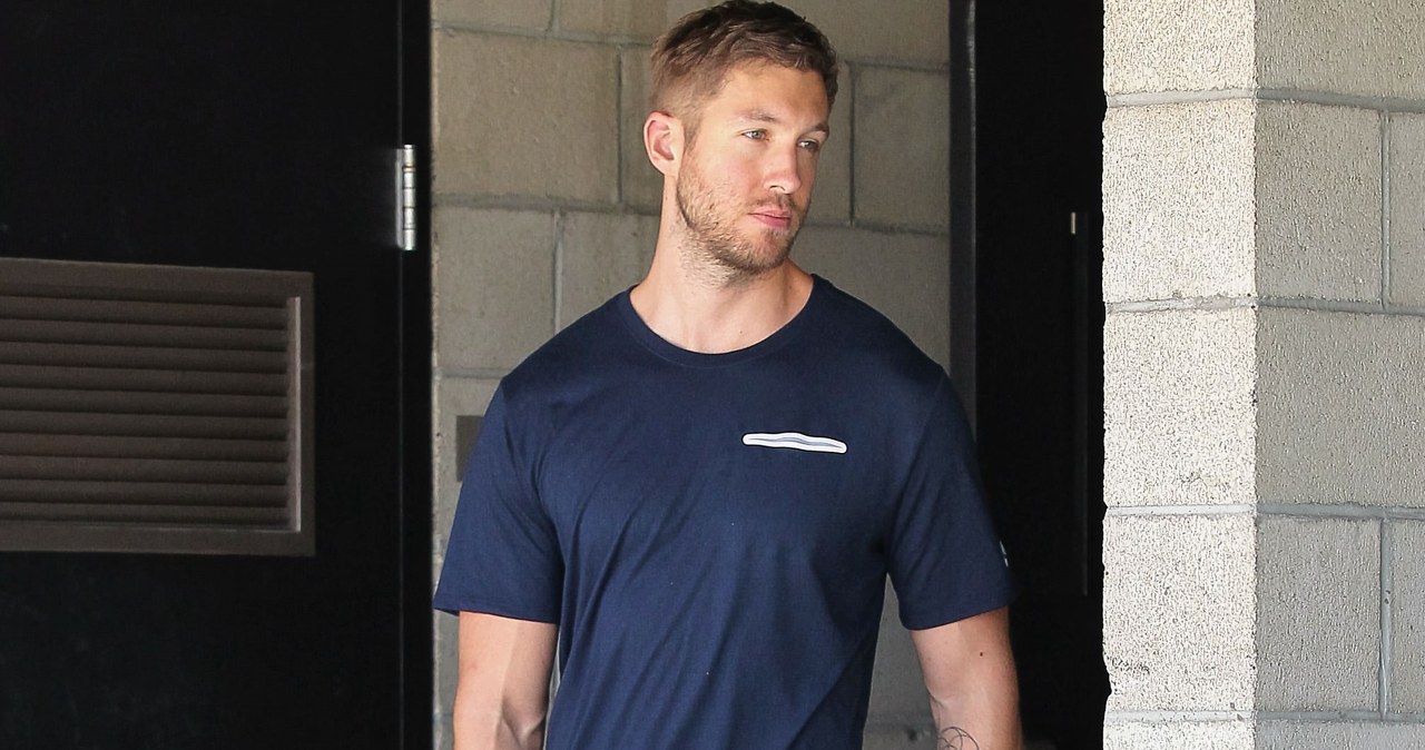 Żona gwiazdora wybrała niecodzienny typ porodu. "Jest superbohaterką"