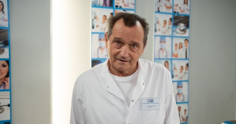 "Klan": Nie do wiary, jak potraktuje go znacznie młodsza partnerka. Załamie się?