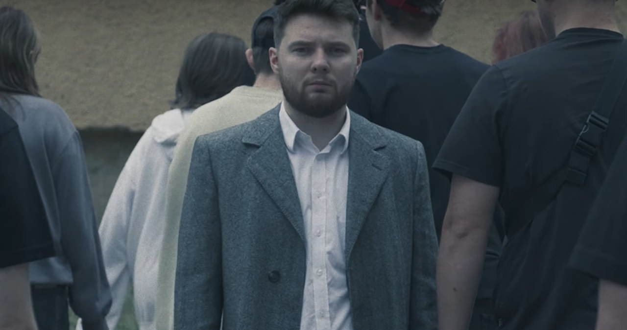 Pere-Lachaise z utworem "Inna Polska". "Dzisiaj to złudzenia"