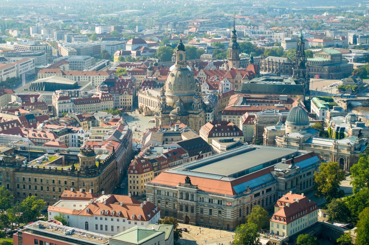 Tysiące osób ewakuowanych z centrum Drezna