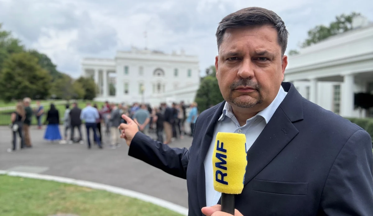 Są pierwsze decyzje prezydenta Donalda Trumpa, które mogą świadczyć o tym, że do piątku nie będzie porozumienia pokojowego między Rosją a Ukrainą. Steve Witkoff specjalny wysłannik prezydenta USA spotkał się w Moskwie z Władimirem Putinem. Spotkanie trwało blisko trzy godziny. To rozmowy ostatniej szansy. Kreml twierdzi, że rozmowa była konstruktywna i użyteczna. Ale czy na pewno?