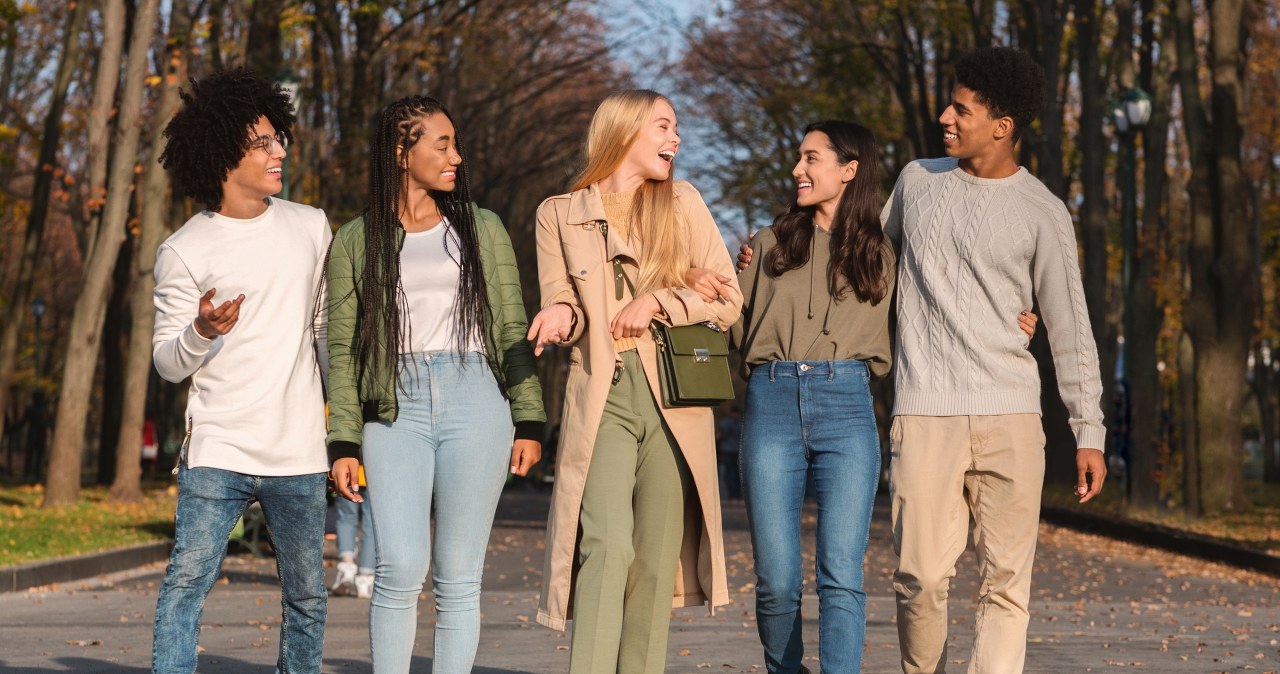 Jak zrobić świetne pierwsze wrażenie? Poznaj osiem kluczowych zasad