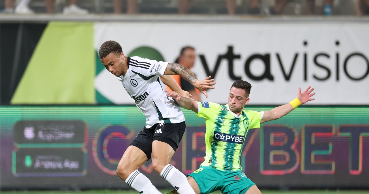 Legia nad przepaścią. To była katastrofa. Pięć goli i kuriozalny samobój