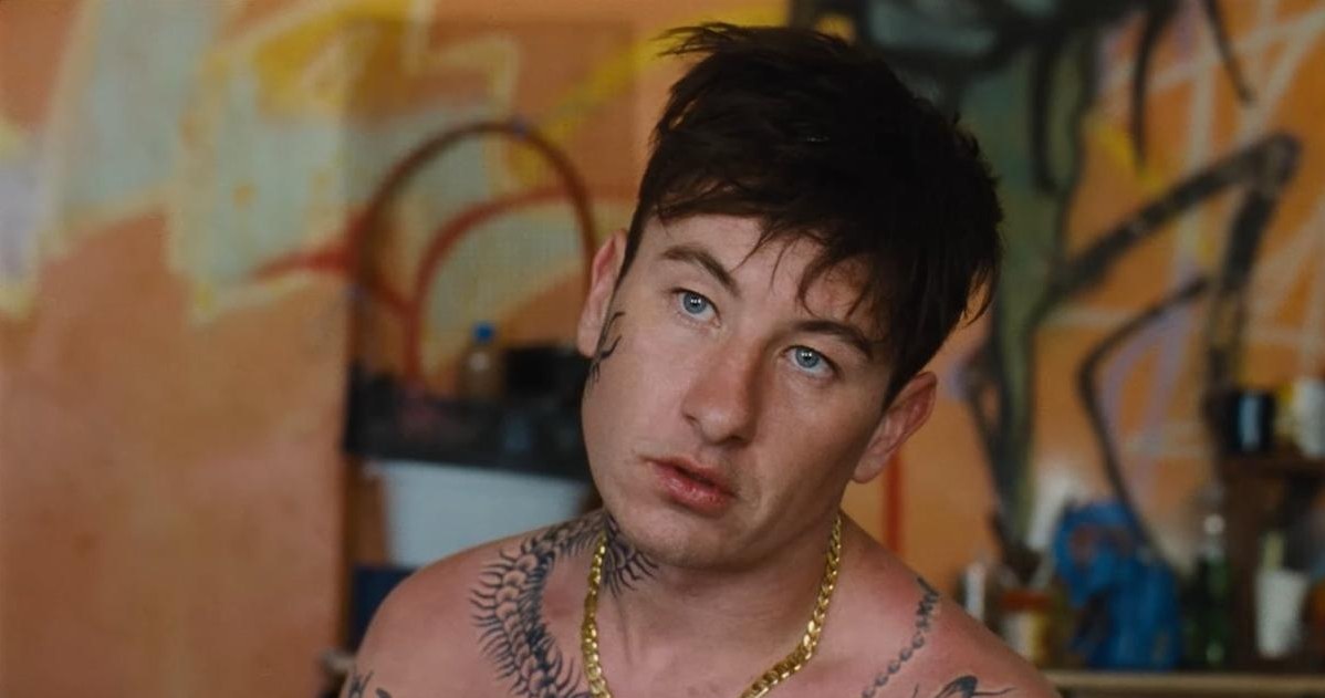 Nie dorósł do roli. Jest ojcem małej dziewczynki, ale zachowuje się jak jej brat