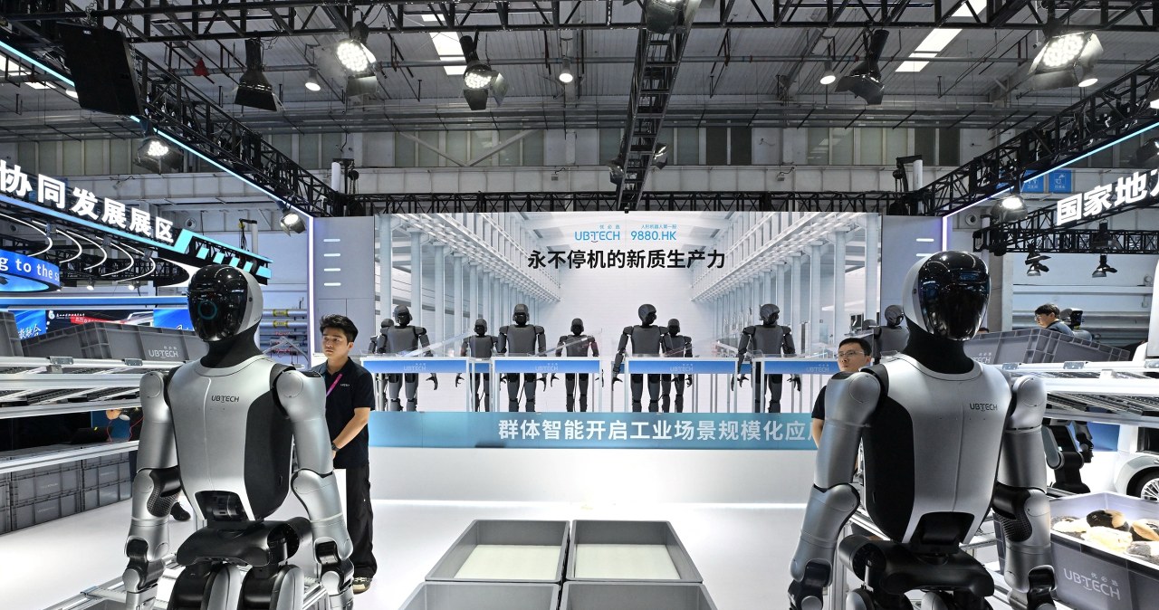 Chiny stawiają na robotykę. Otwarto innowacyjny sklep