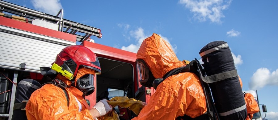 Ewakuacja w Czyżewie w powiecie wysokomazowieckim w Podlaskiem. W tamtejszych zakładach produkujących środki czystości doszło do reakcji chemicznej, w wyniku której powstały groźne opary.