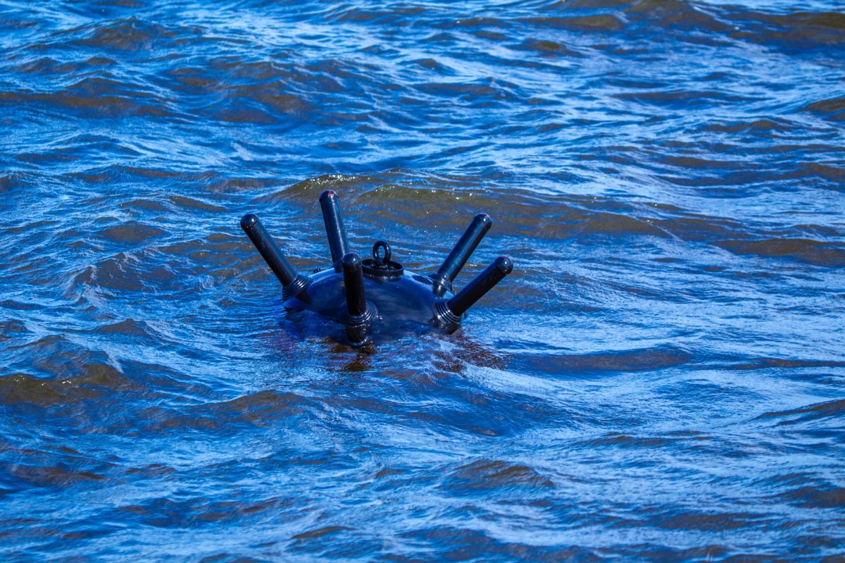 Tragiczny finał kąpieli morskich. Eksplodowały miny morskie