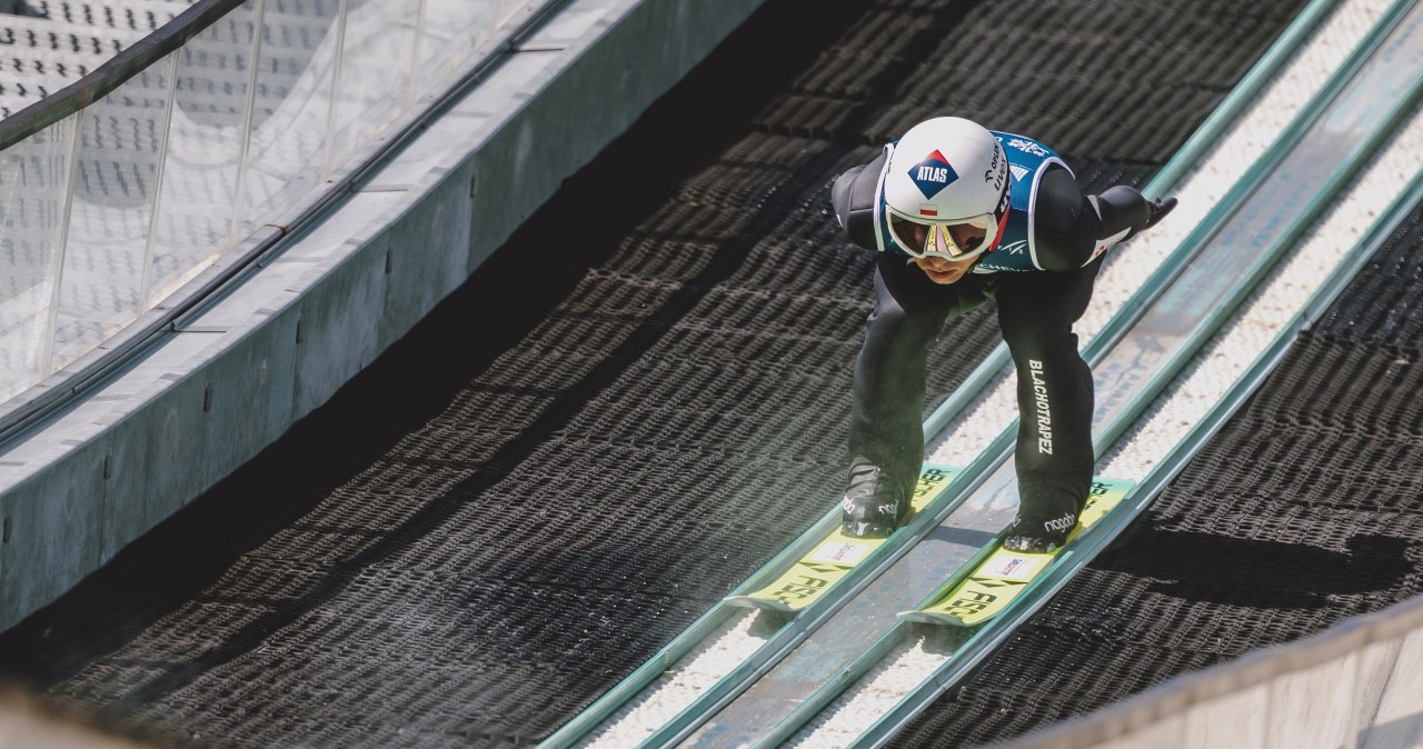 Żyła najlepszym z Polaków w Courchevel. Chwile grozy przy skoku Stocha