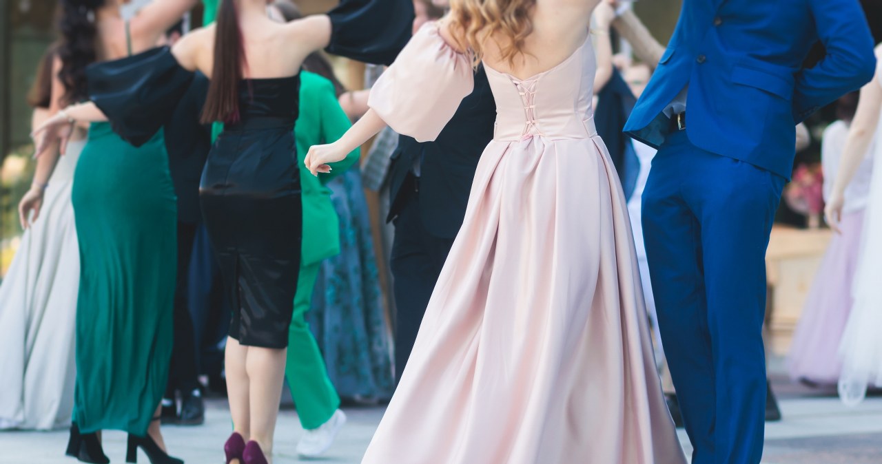 Tego nigdy nie ubieraj na wesele. Ludzie będą patrzeć na ciebie krzywo