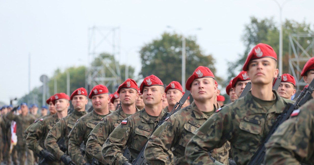 Idzie wojna? Każdy Polak dostanie taki przewodnik od MON