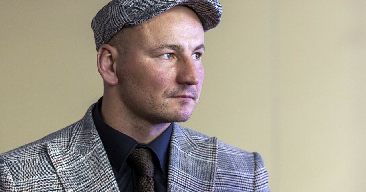 wiadomości,aktualności,Interia Przykry moment dla Artura Szpilki. Musiał zrezygnować z występów, ważny powód